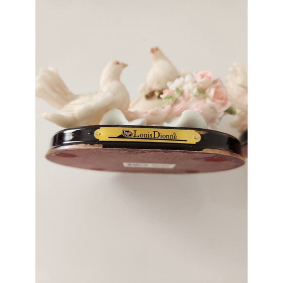 2Vintage Louis Dionne Doves and Roses Figurine On A Wood Stand Wood Has Peeling - Picture 7 of 11